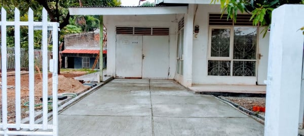 [93D439] Sewa Rumah 4 Kamar, 120m2 - Cakung, Jakarta Timur