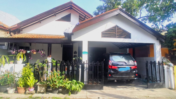 [366E5F] Jual Rumah 4 Kamar 150m2 Karawaci Tangerang