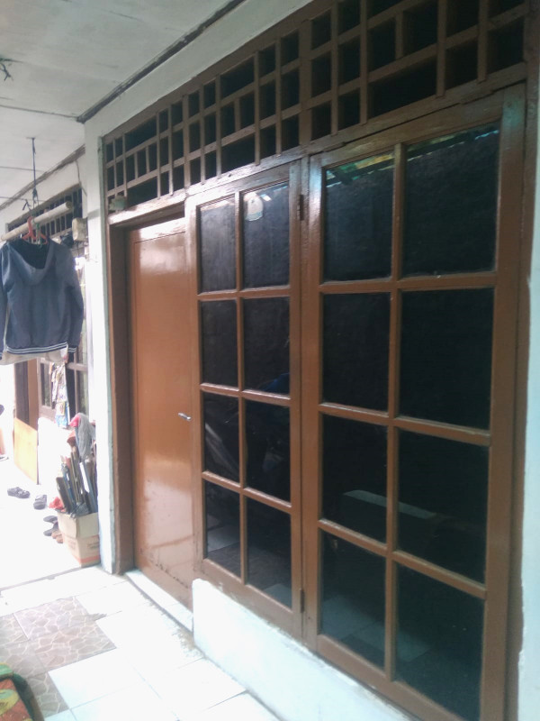 [FB6C56] Sewa Kontrakan 1 Pintu Karawaci Tangerang