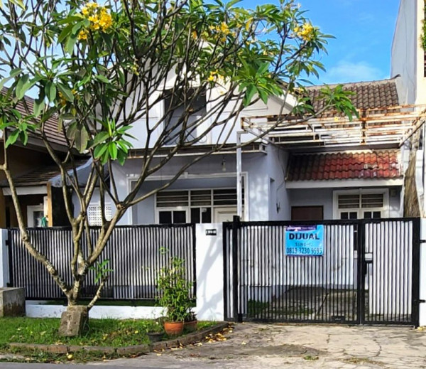 [99F729] Jual Rumah 3 Kamar 125m2 Serpong Tangerang
